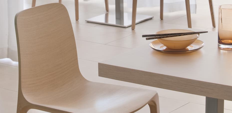 526 Modern Office Task Chair