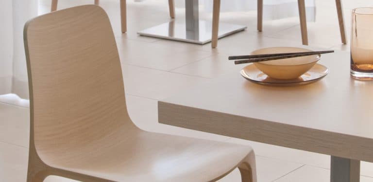 Wenyi 526 modern task chair for everyday office work