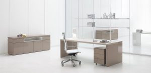 desks 1642 thumb