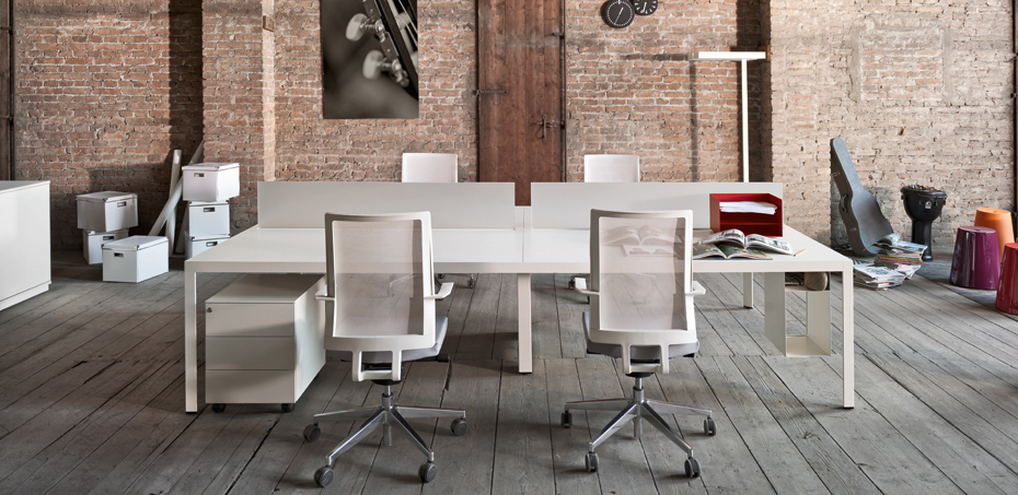 Modern Office Desk 3588 by Wenyi Office Furniture