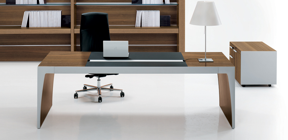 Prestige Executive Desk 3927 by Wenyi Office Furniture