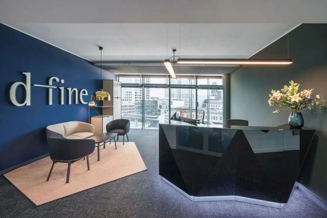 Open-plan office layout designed for collaborative consulting teams